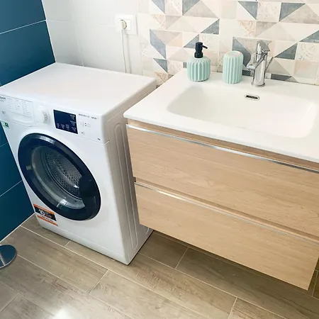 Conero-alba Al Mare-delfino-1 Min A Piedi Dal Mare Apartament *